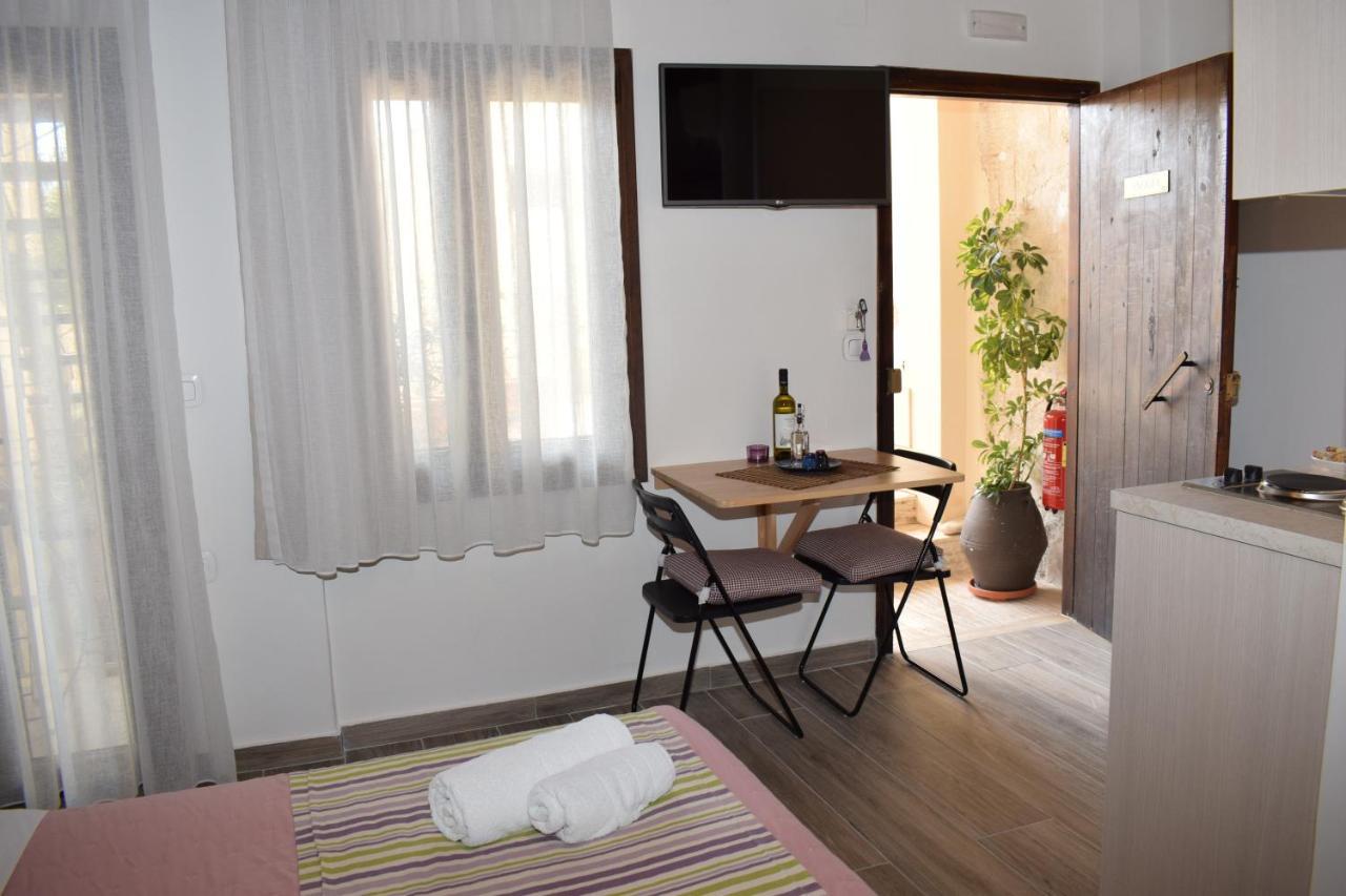 Loggia Traditional Suites Rethymno  Ngoại thất bức ảnh